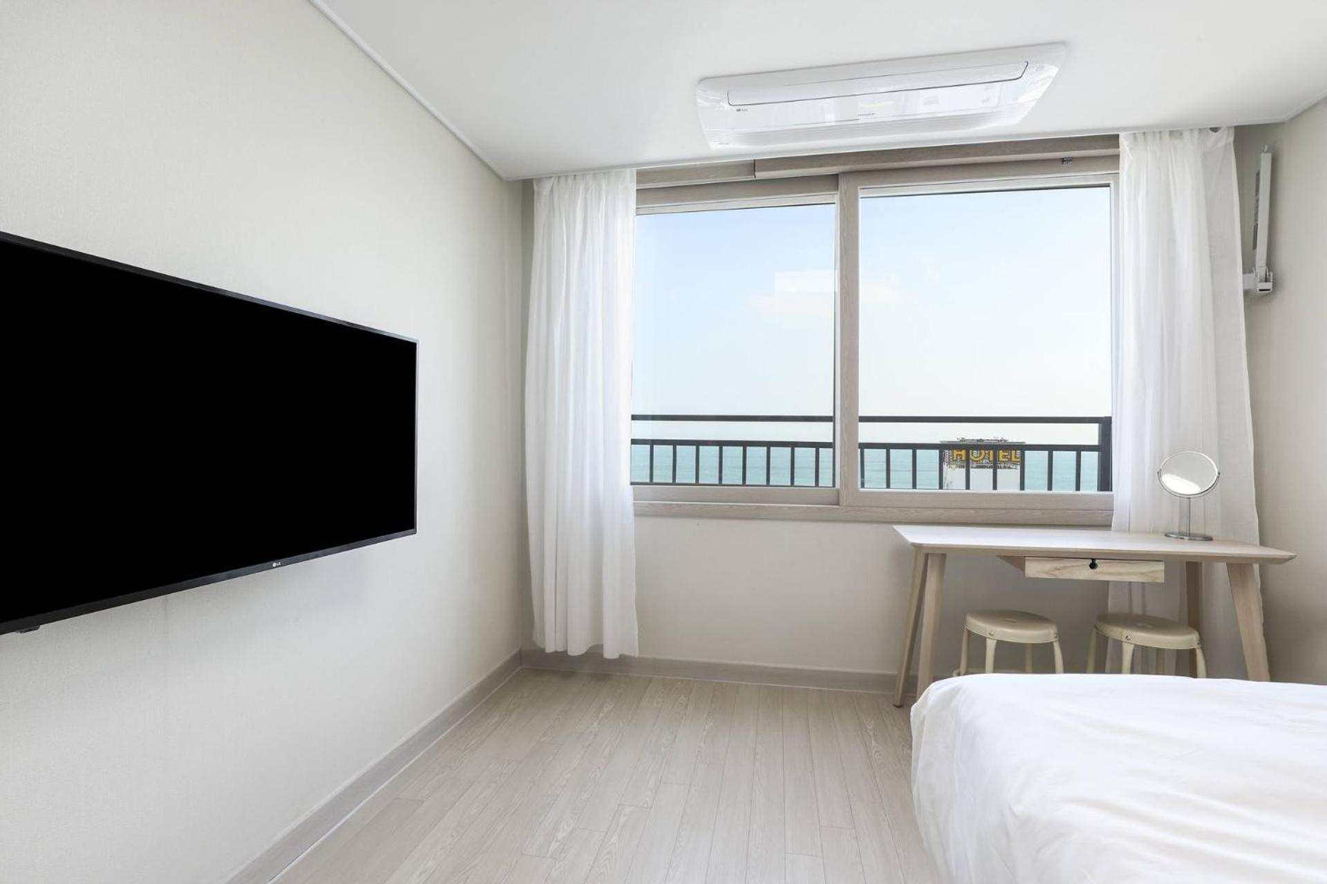 Hotel The First Ocean Songjeong à Busan Extérieur photo