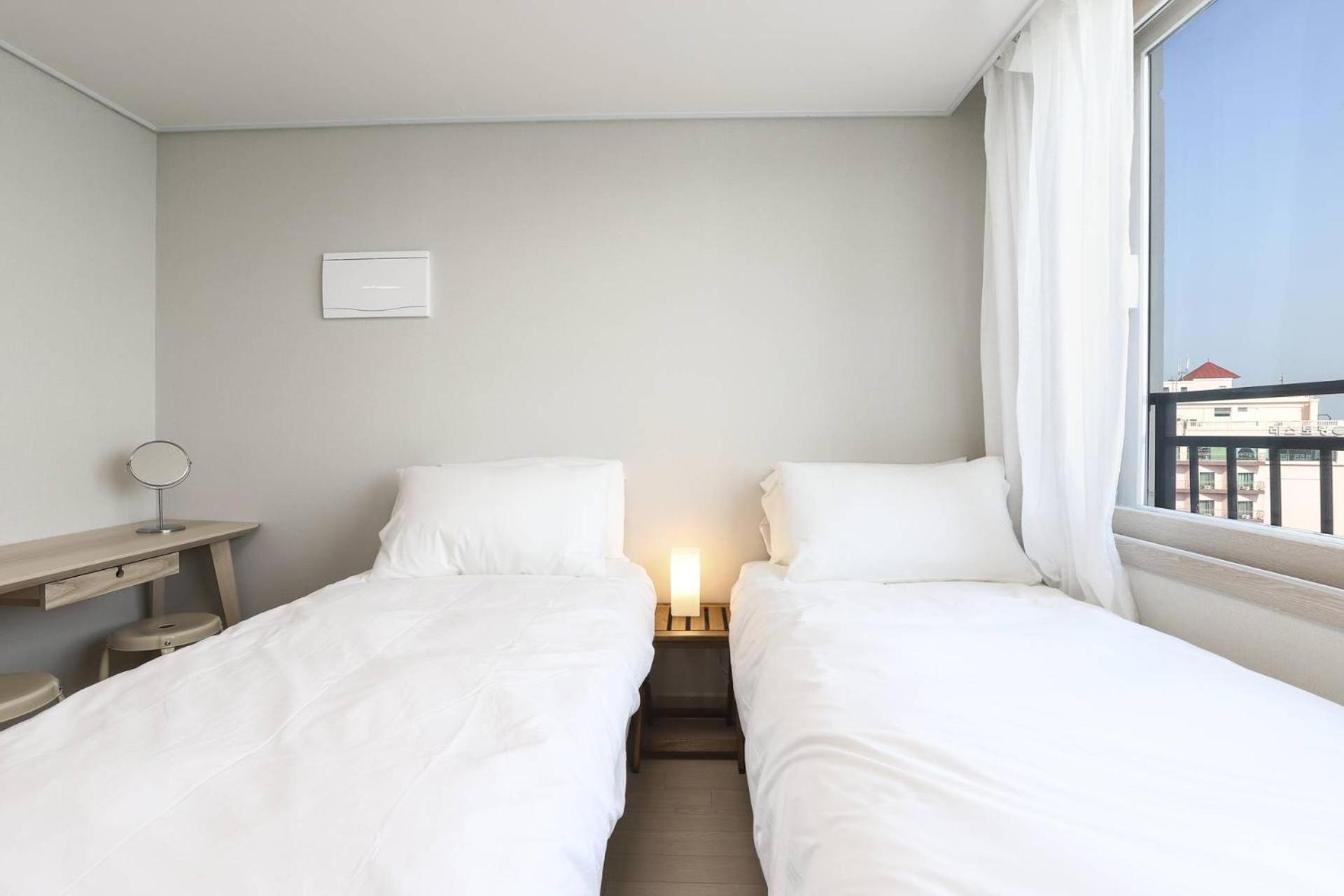 Hotel The First Ocean Songjeong à Busan Extérieur photo