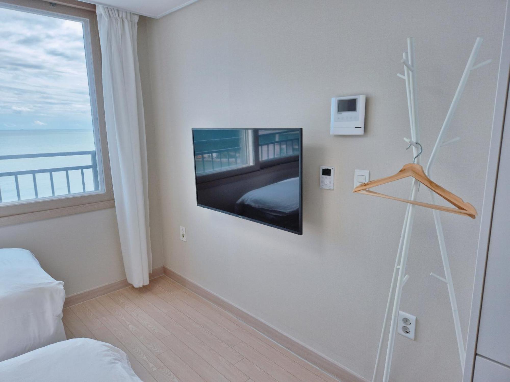 Hotel The First Ocean Songjeong à Busan Extérieur photo