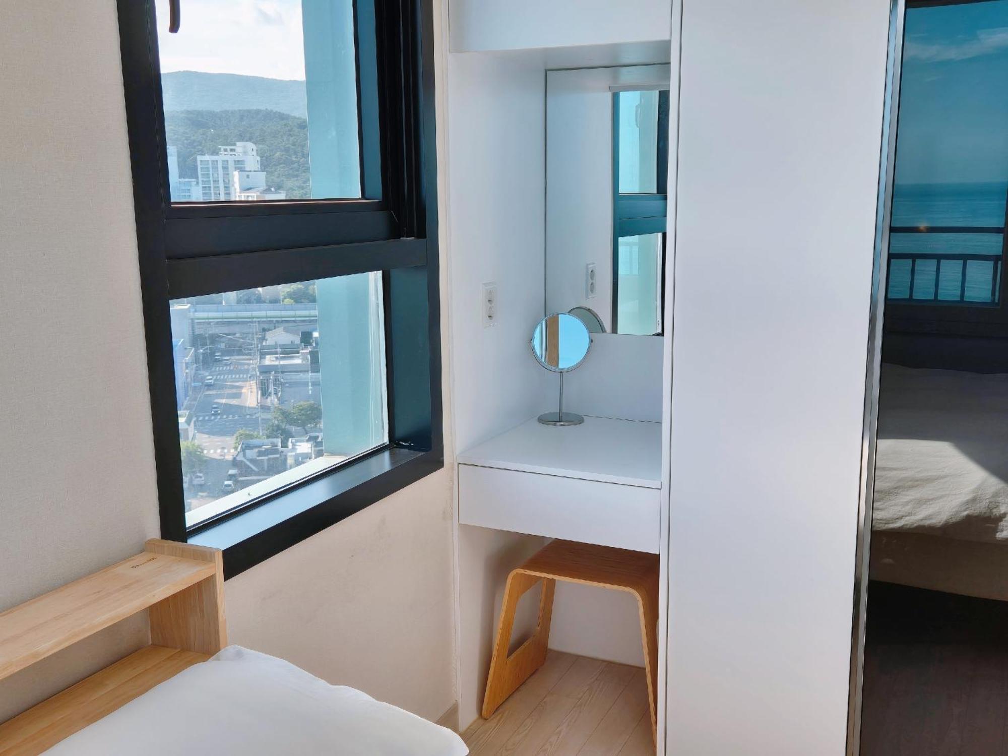 Hotel The First Ocean Songjeong à Busan Extérieur photo