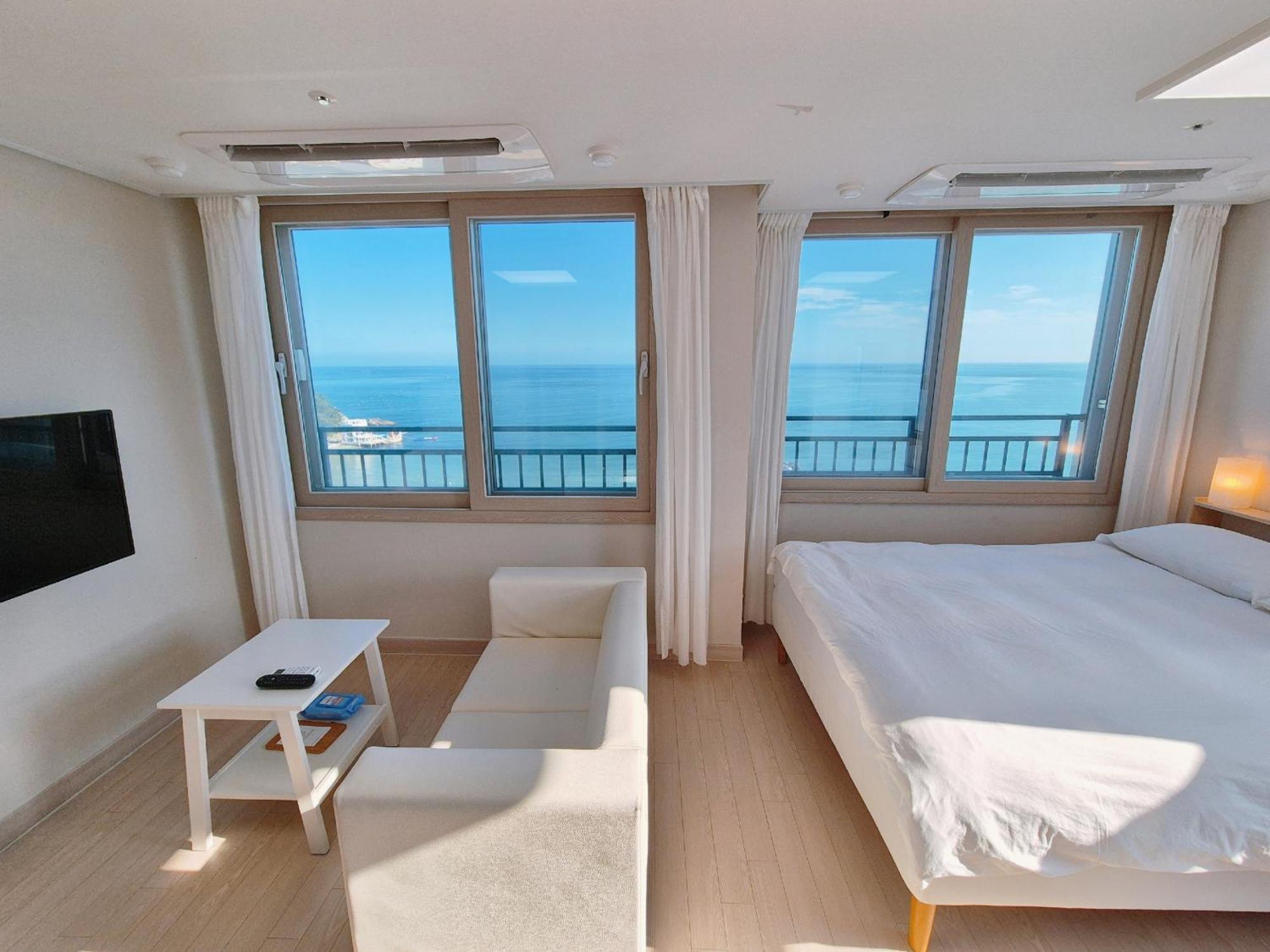 Hotel The First Ocean Songjeong à Busan Extérieur photo